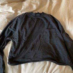 cropped urban sweatshirt